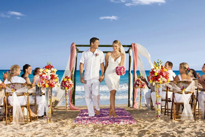 An tropical beach wedding by PJ!